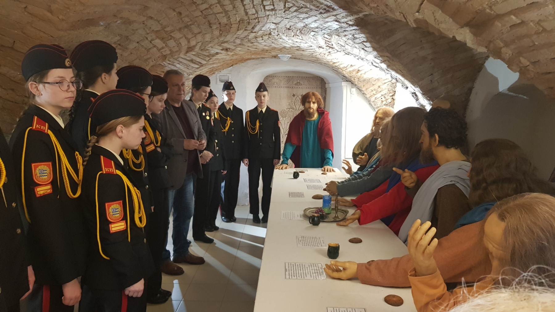 ВРЕМЯ ПРОВЕДЕННОЕ С ПОЛЬЗОЙ