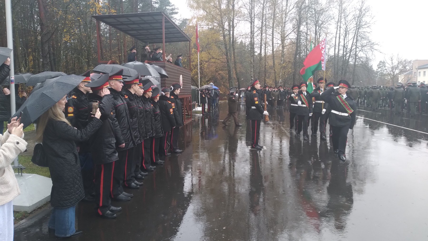 В ГОСТЯХ У ДРУЗЕЙ