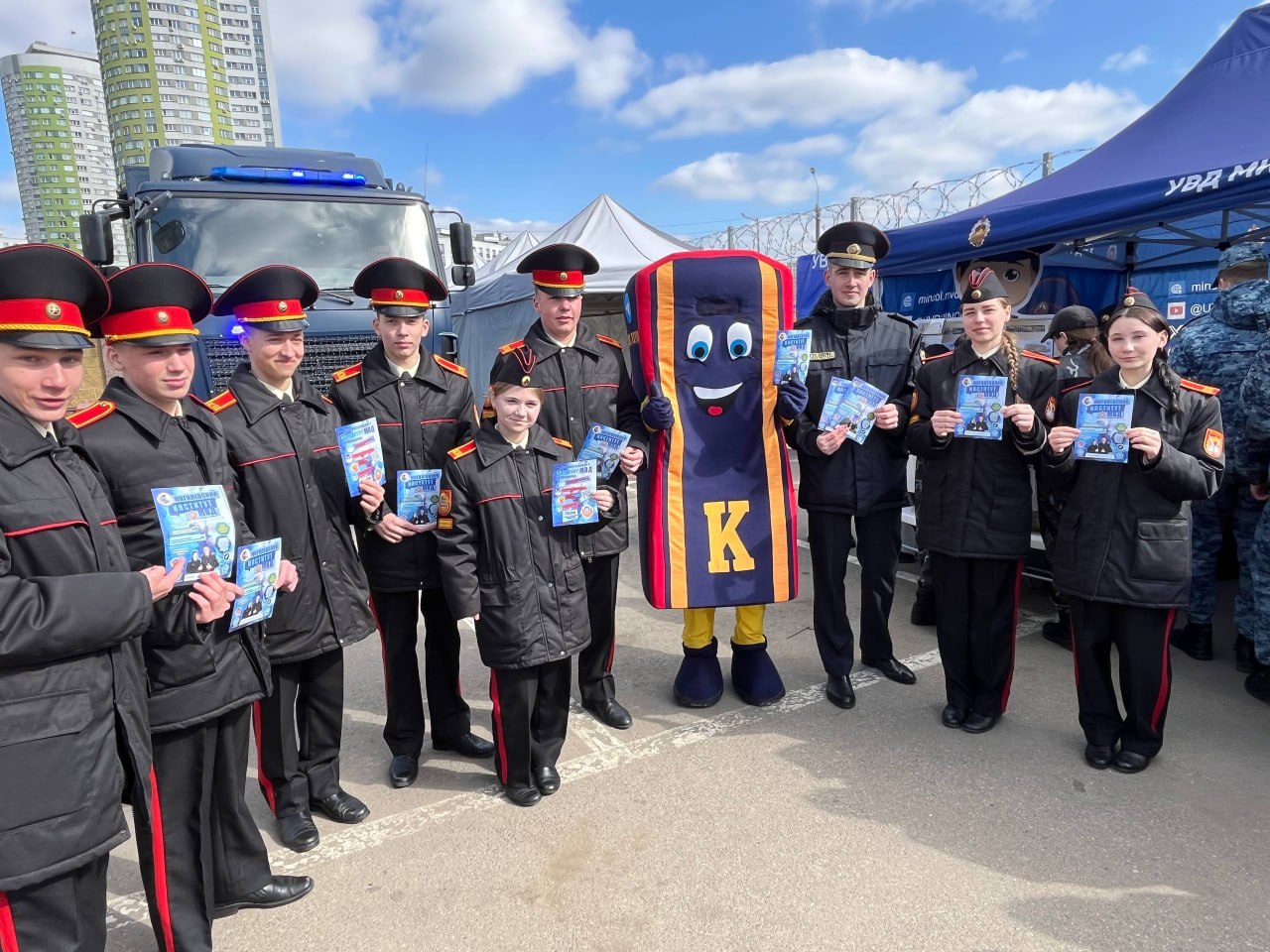 В ГОСТЯХ В УВД МИНОБЛИСПОЛКОМА