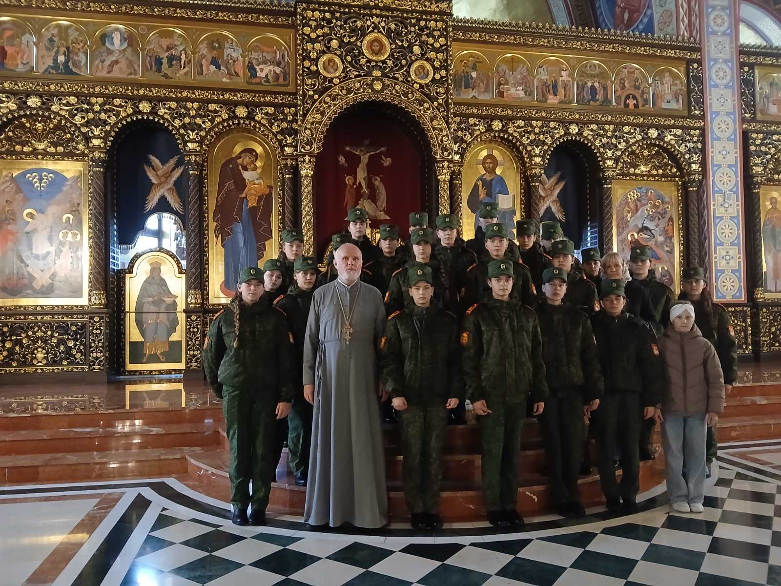 ВОСКРЕСТНАЯ ПОЕЗДКА